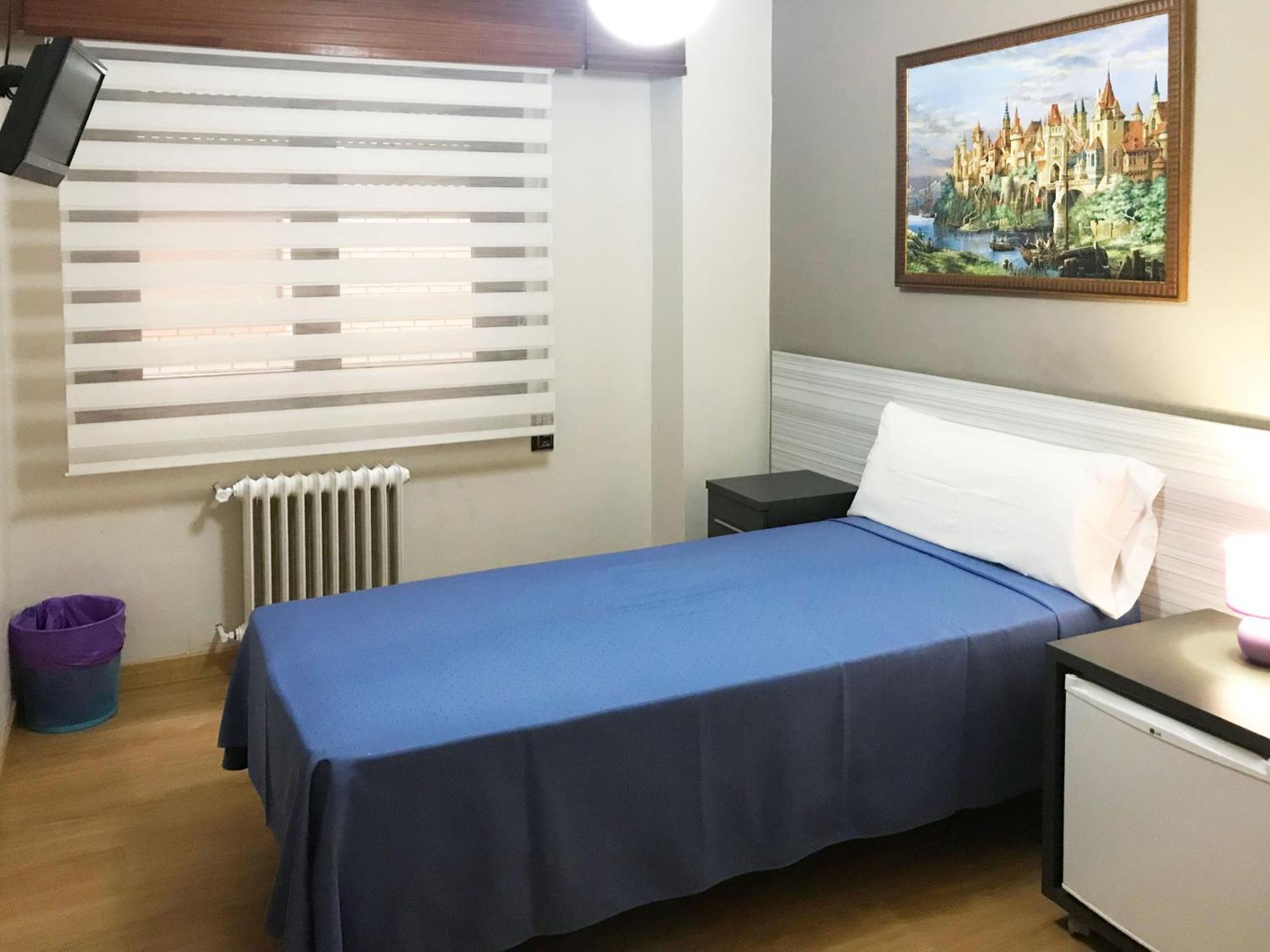 Pension Berceo Logrono Ngoại thất bức ảnh