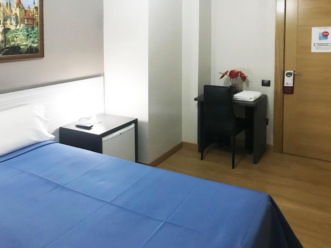 Pension Berceo Logrono Ngoại thất bức ảnh